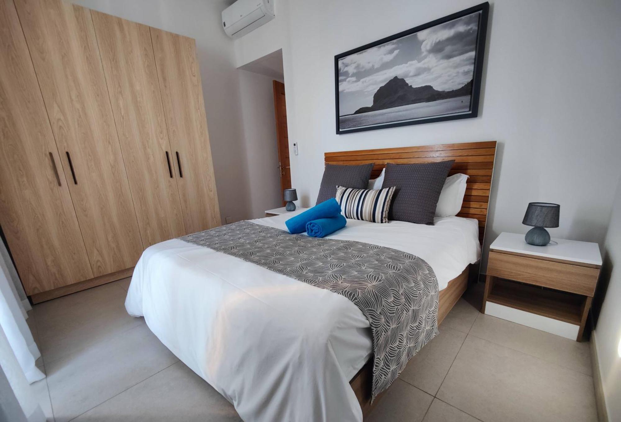 Ocean Point Beach Front Apartment Pointe aux Piments Εξωτερικό φωτογραφία