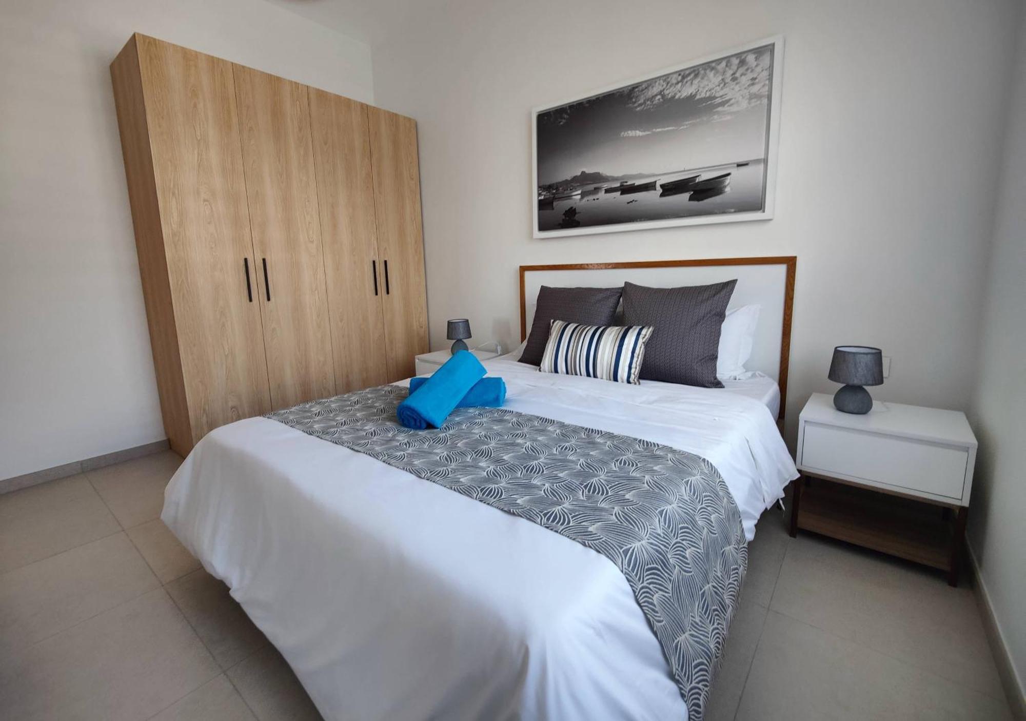 Ocean Point Beach Front Apartment Pointe aux Piments Εξωτερικό φωτογραφία