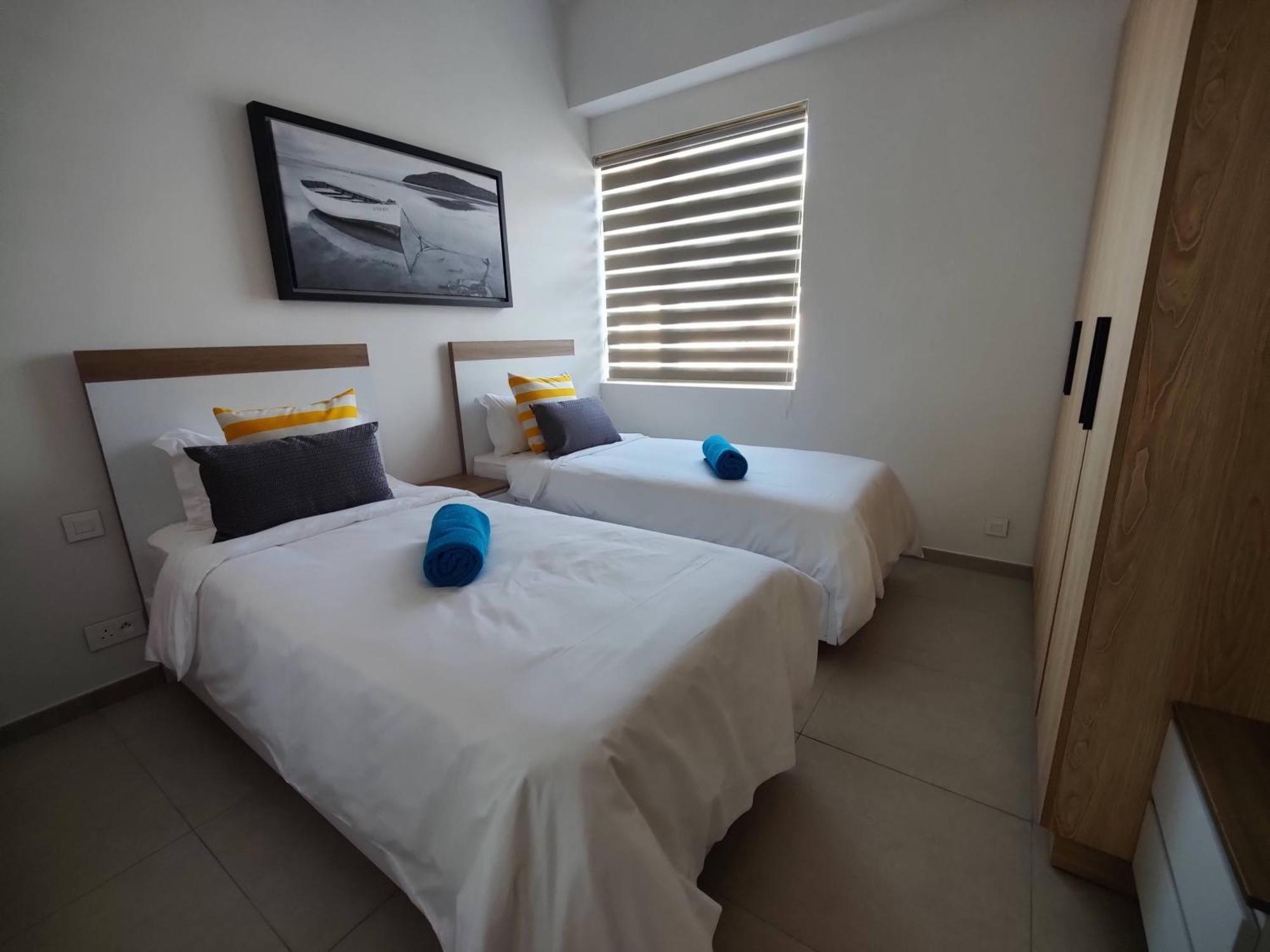 Ocean Point Beach Front Apartment Pointe aux Piments Εξωτερικό φωτογραφία
